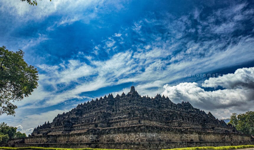 Borobudur Temple Climb: Rules, Tickets, and the Upanat Sandals
