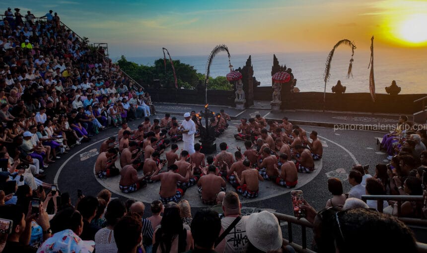 Uluwatu Sunset Tour: Best Time to Visit the Cliff Temple